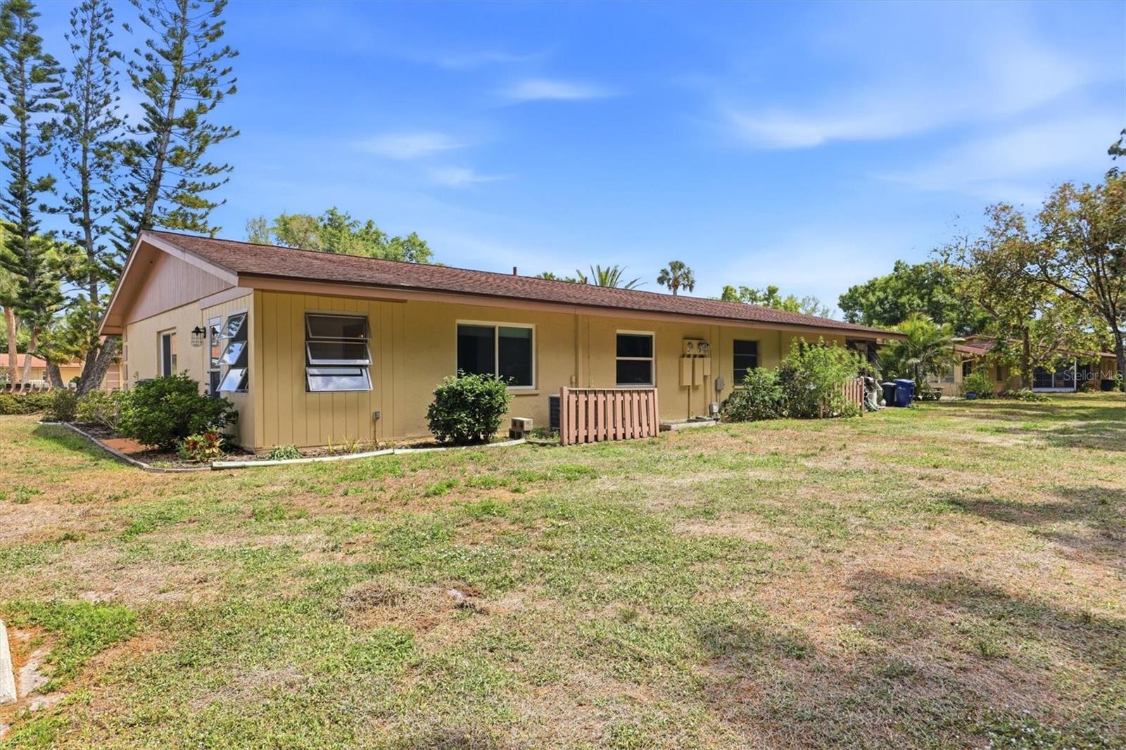 LAKE TIPPECANOE - Residential