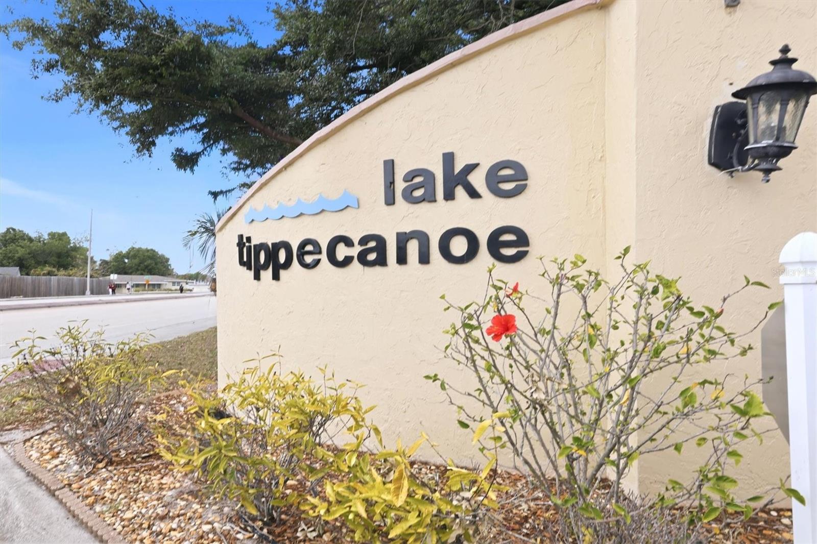 LAKE TIPPECANOE - Residential