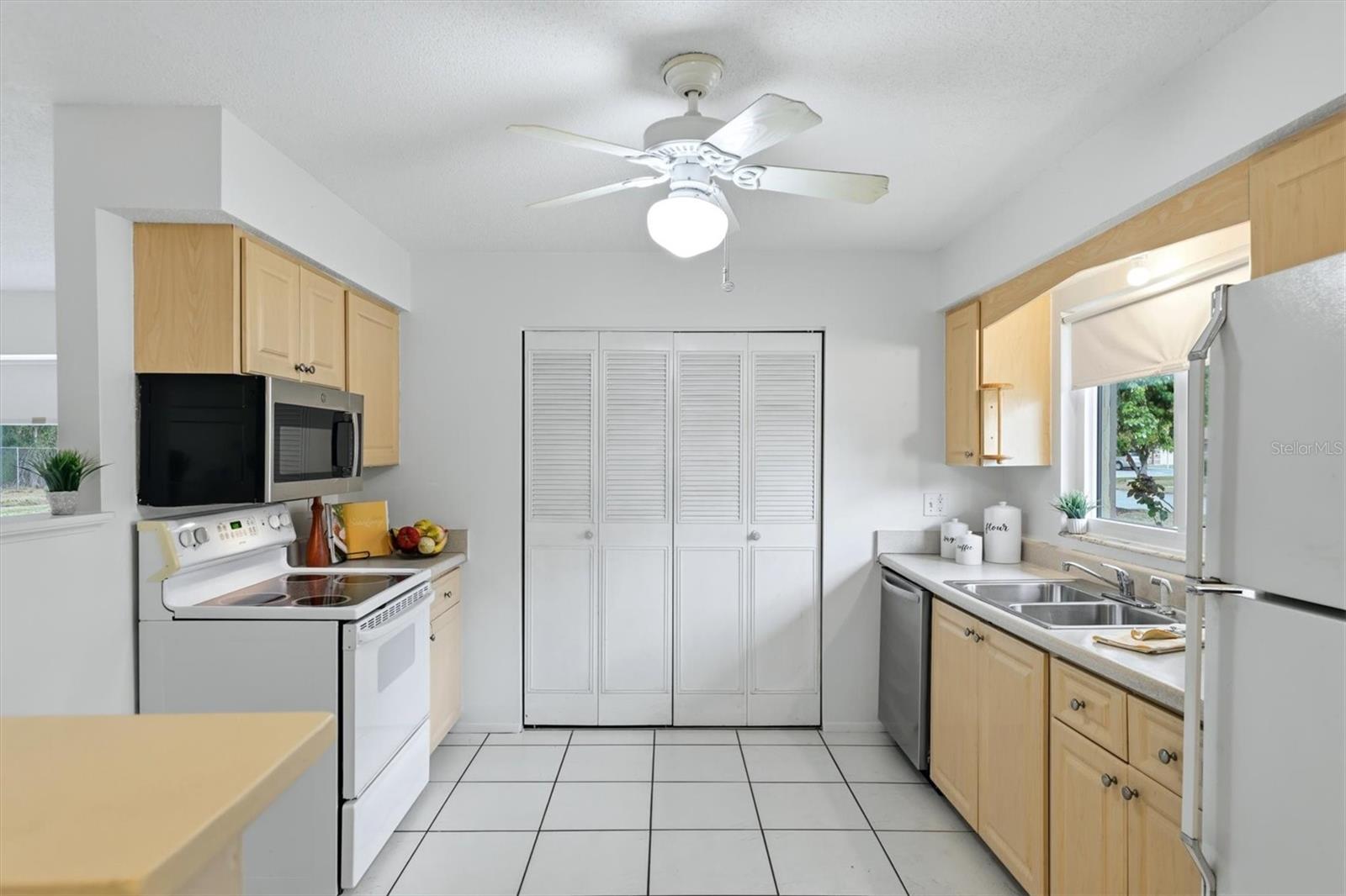 4512 OTTAWA TRAIL 229, SARASOTA, FL, 34233 3 4512 OTTAWA TRAIL 229