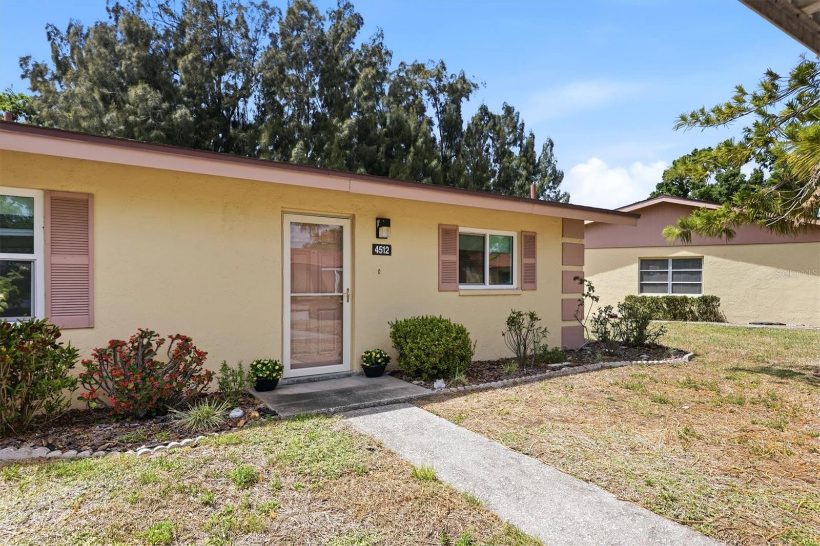 LAKE TIPPECANOE - Residential