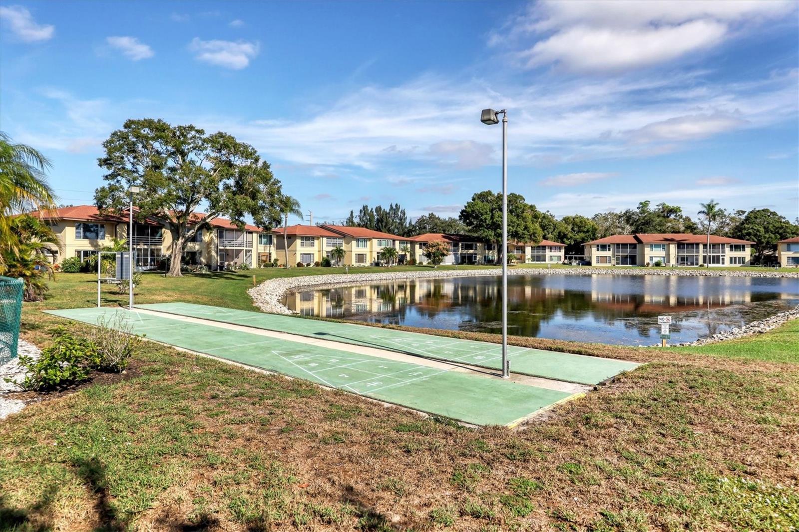 LAKE TIPPECANOE - Residential