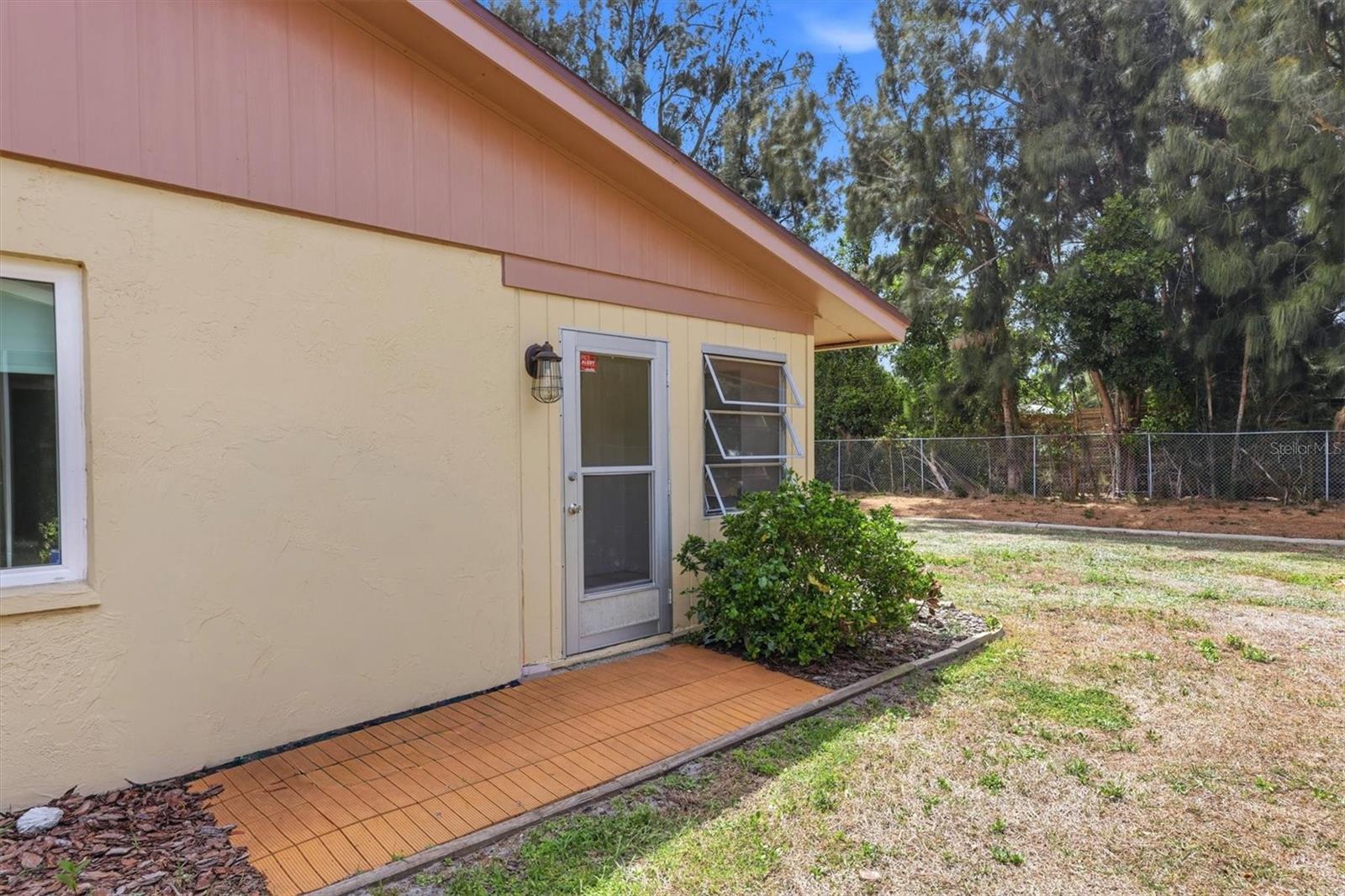 LAKE TIPPECANOE - Residential