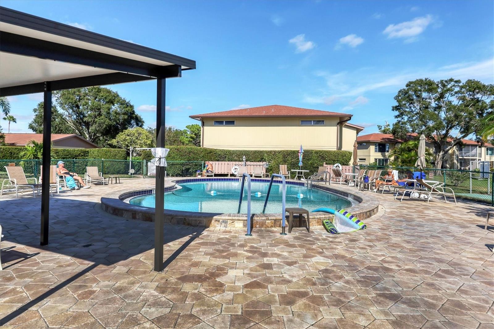 LAKE TIPPECANOE - Residential