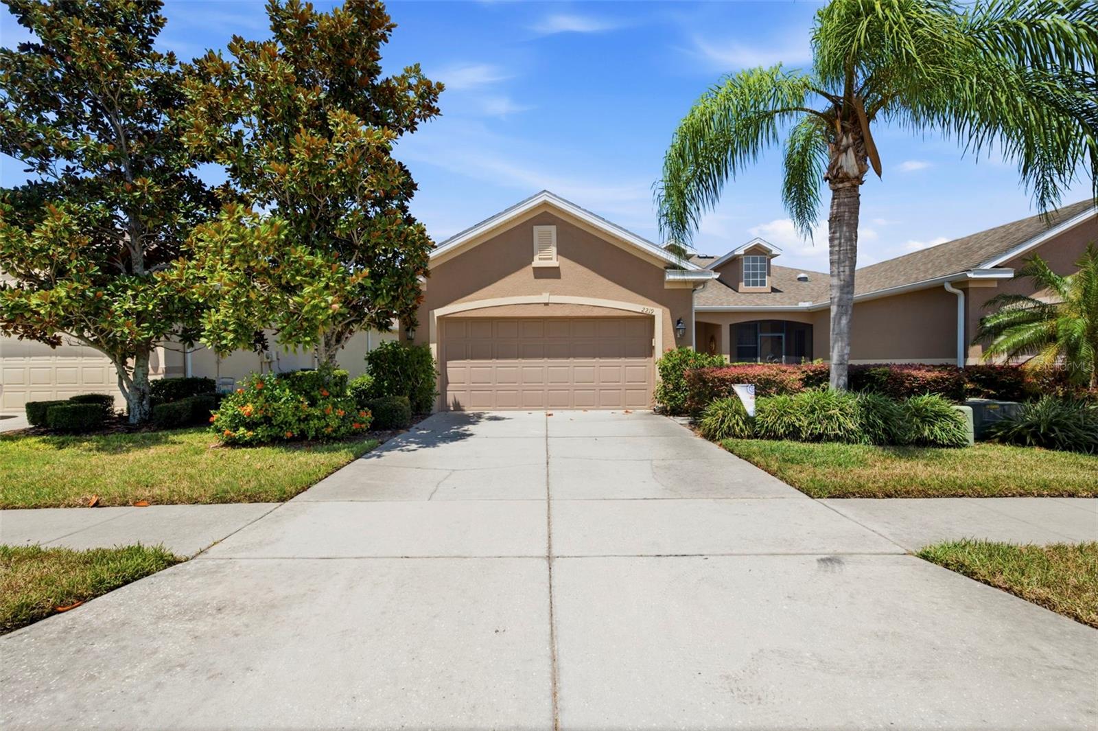 2219 PARROT FISH DR