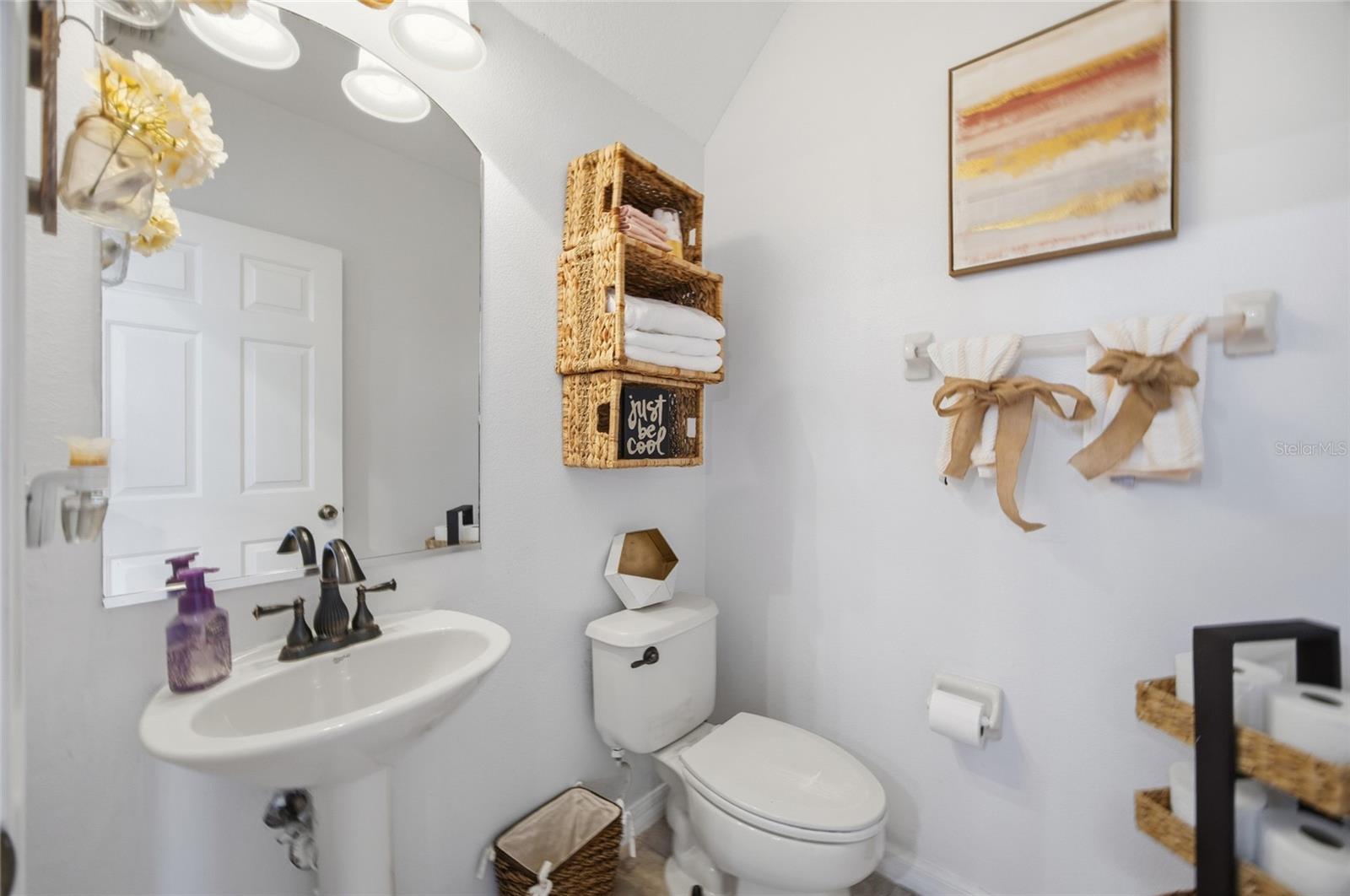 MEADOW POINTE - Residential