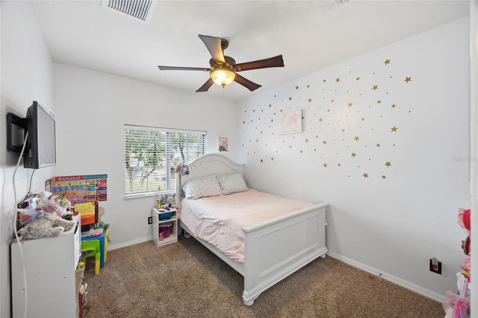 MEADOW POINTE - Residential