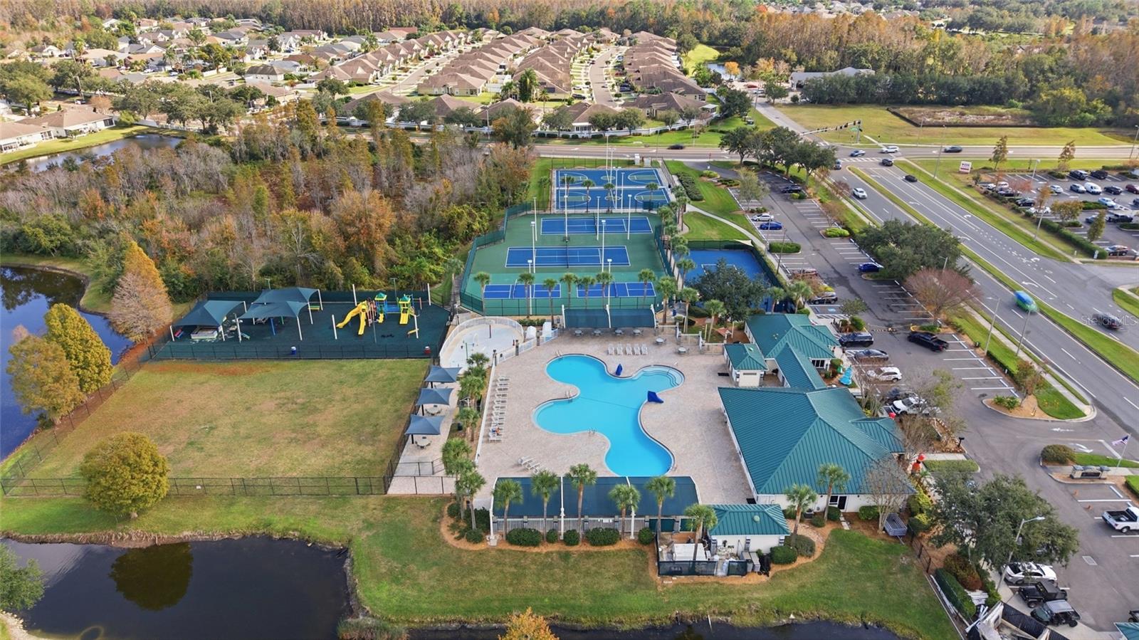 MEADOW POINTE - Residential