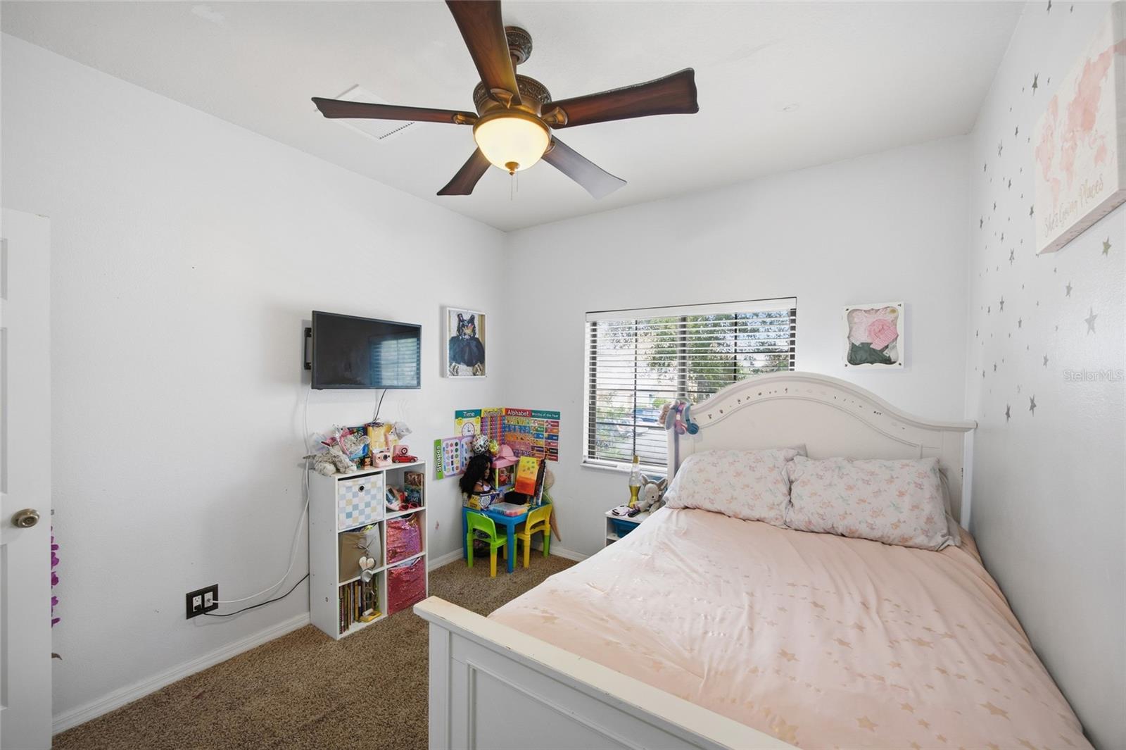 MEADOW POINTE - Residential