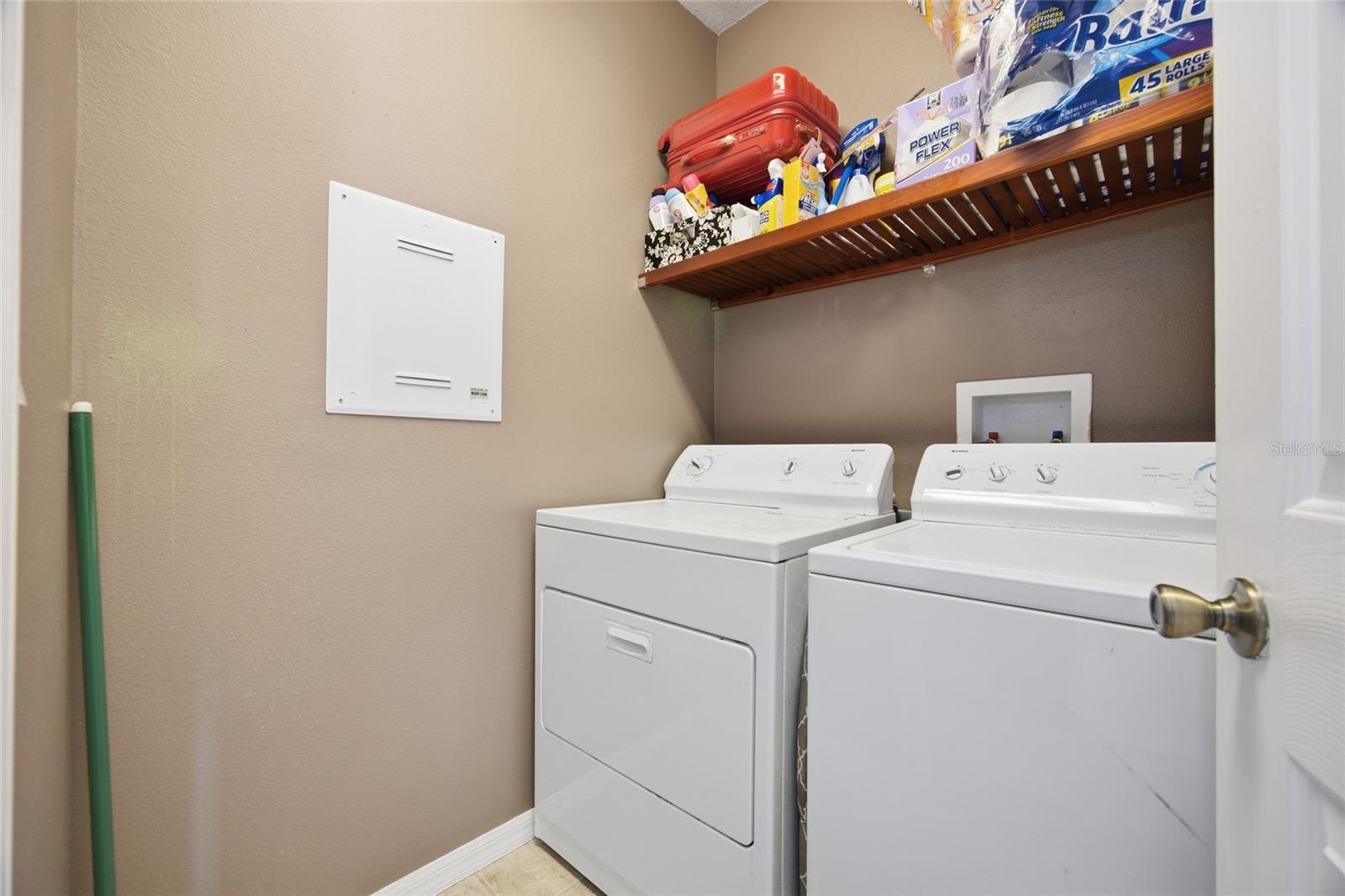 MEADOW POINTE - Residential