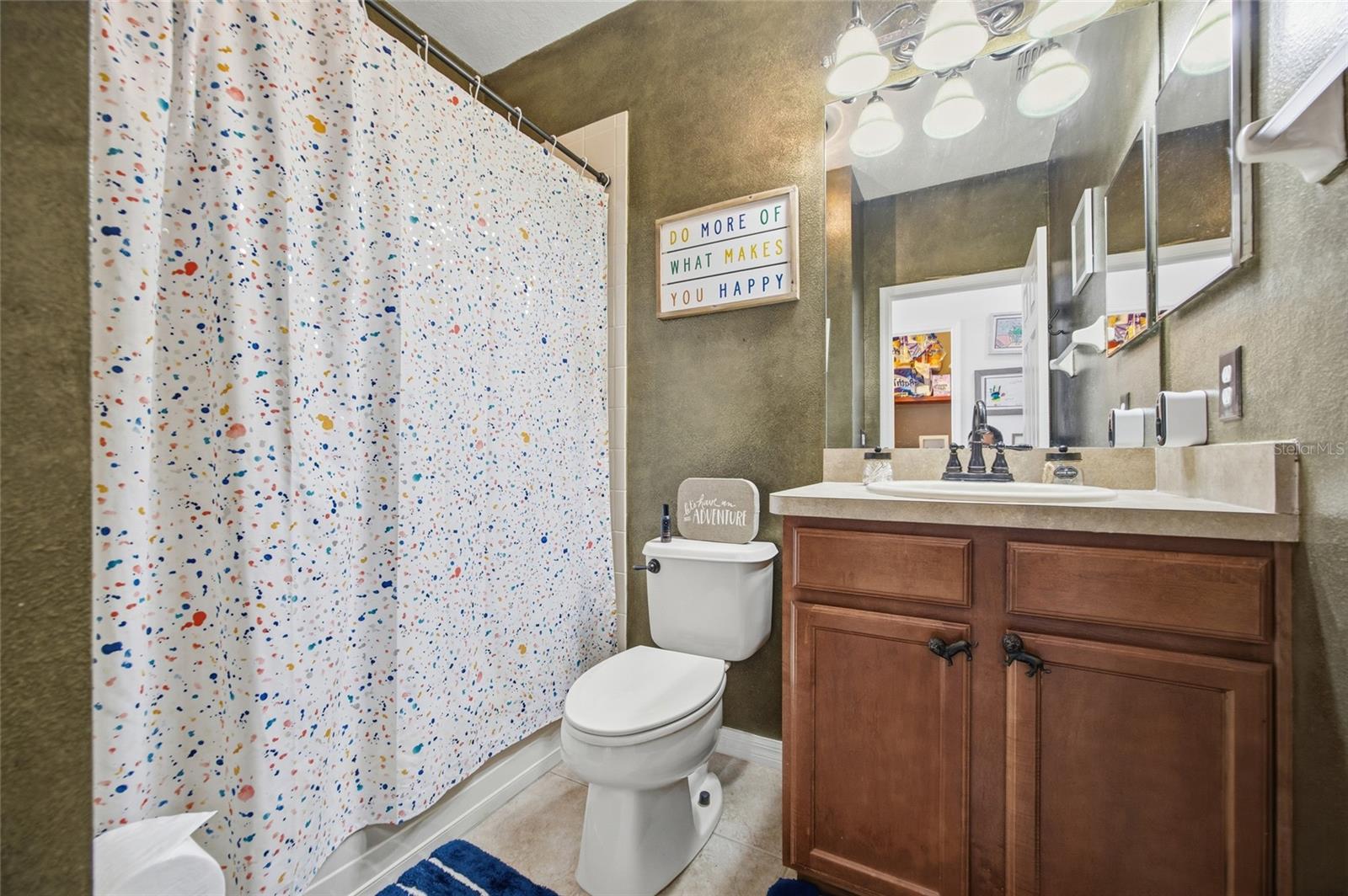 MEADOW POINTE - Residential