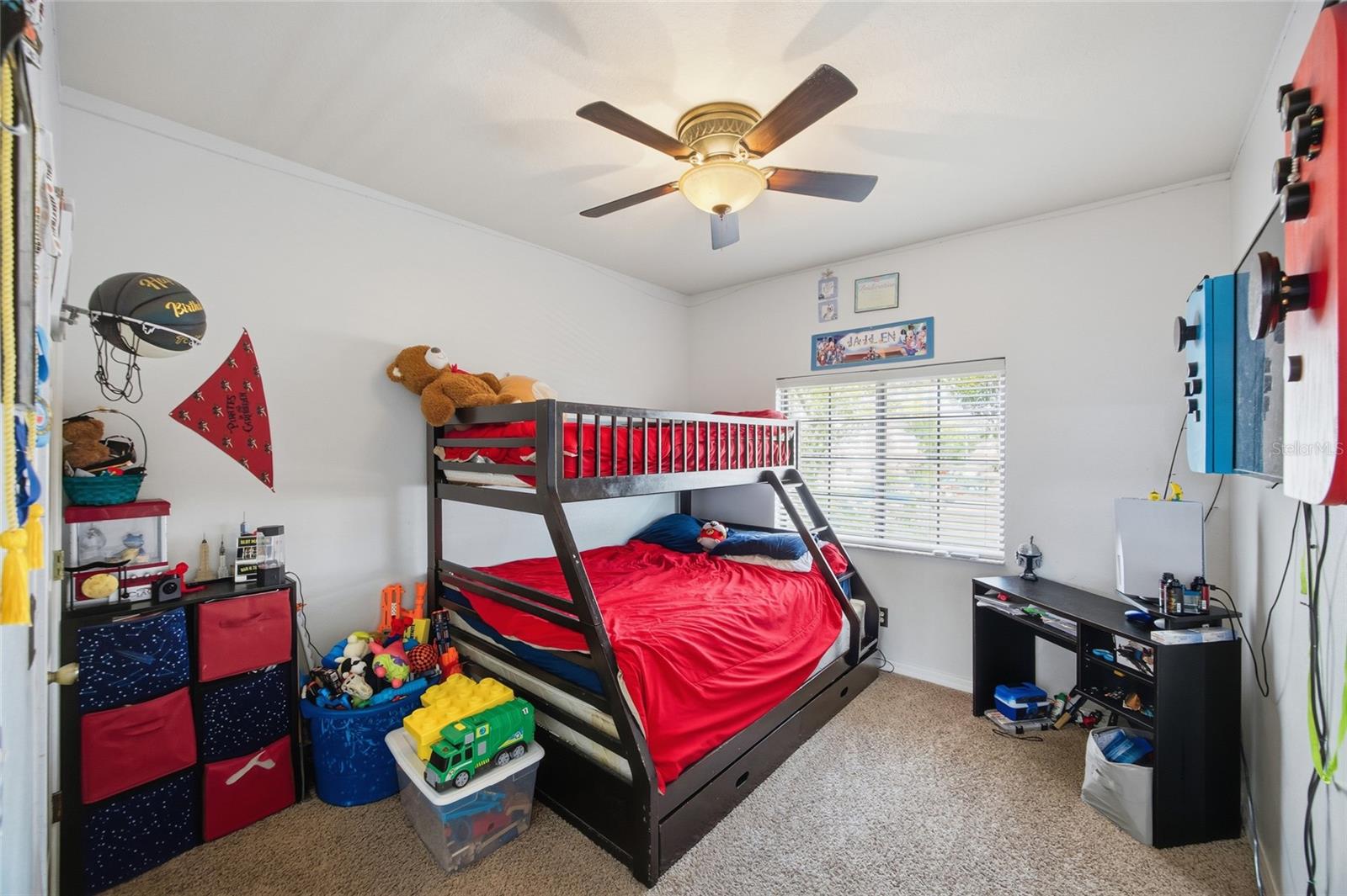 MEADOW POINTE - Residential