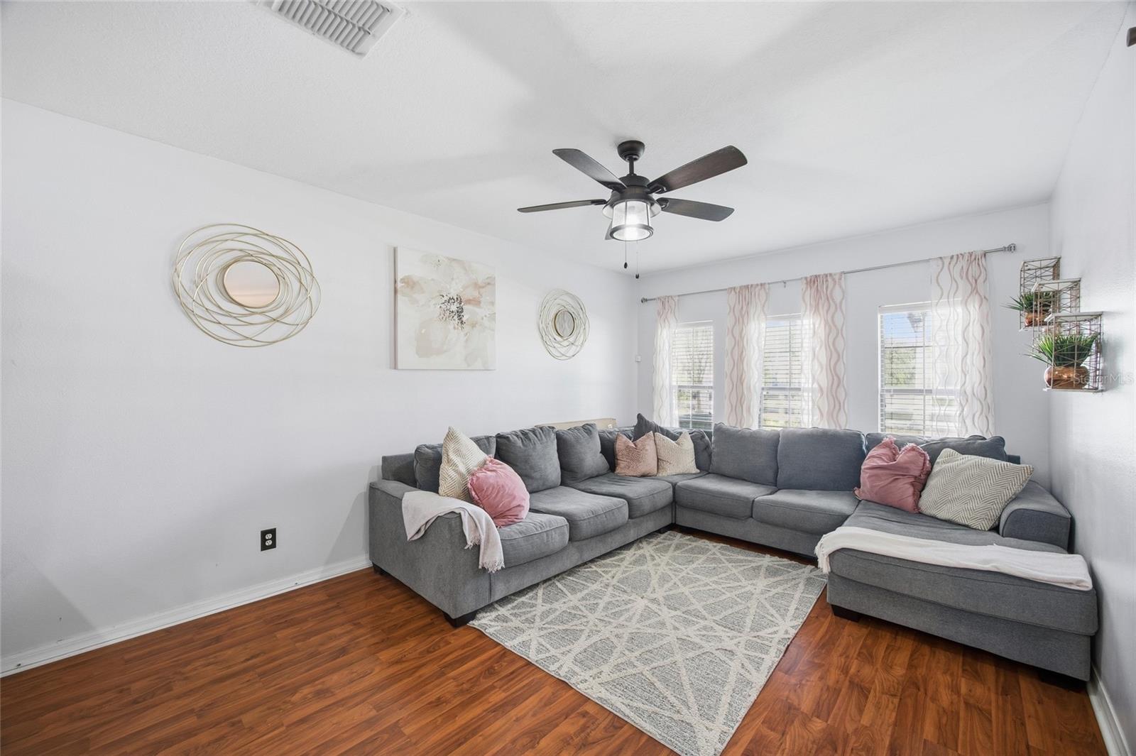 MEADOW POINTE - Residential