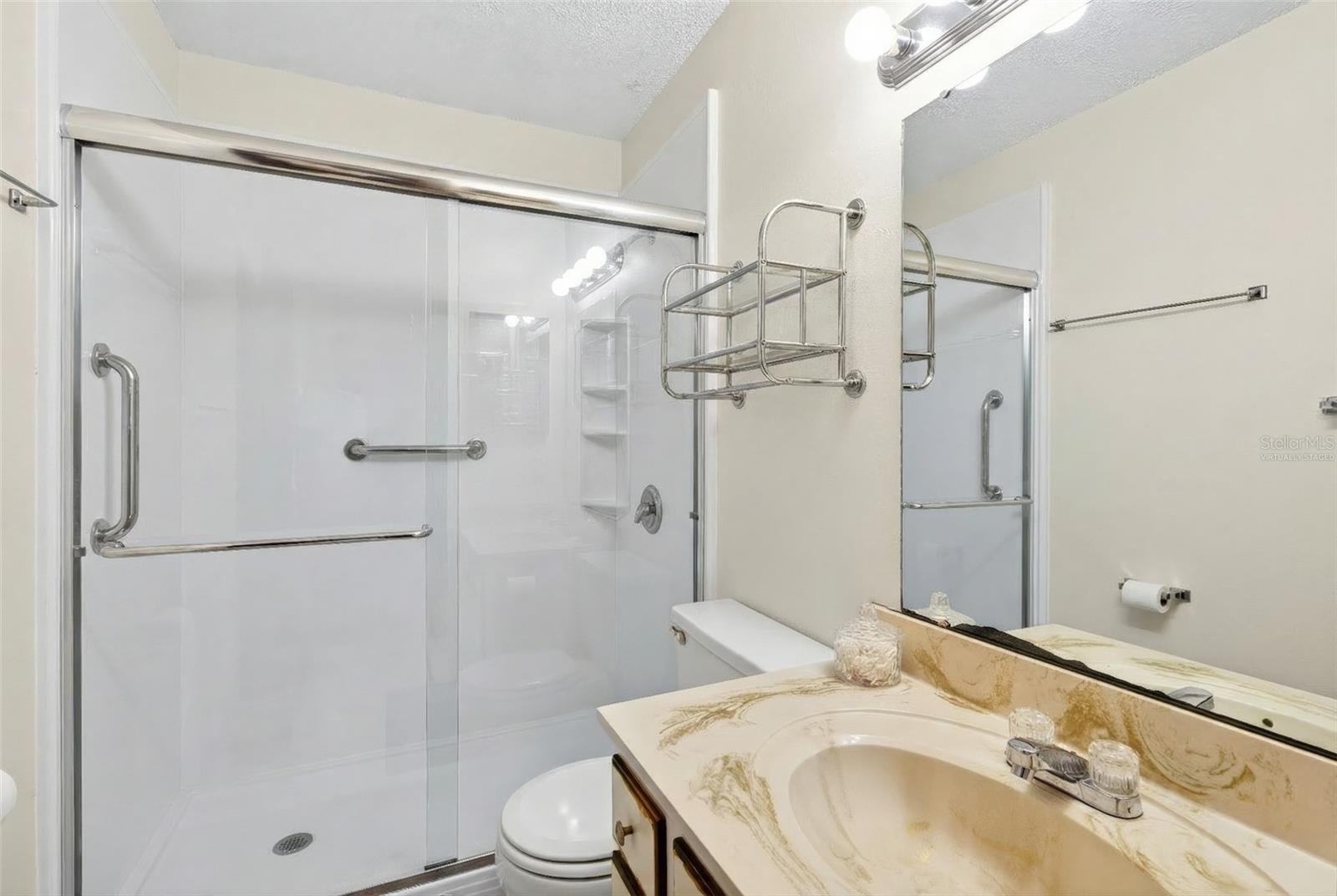 FAIRWAYS/SILVER SPGS SHORES CO - Residential