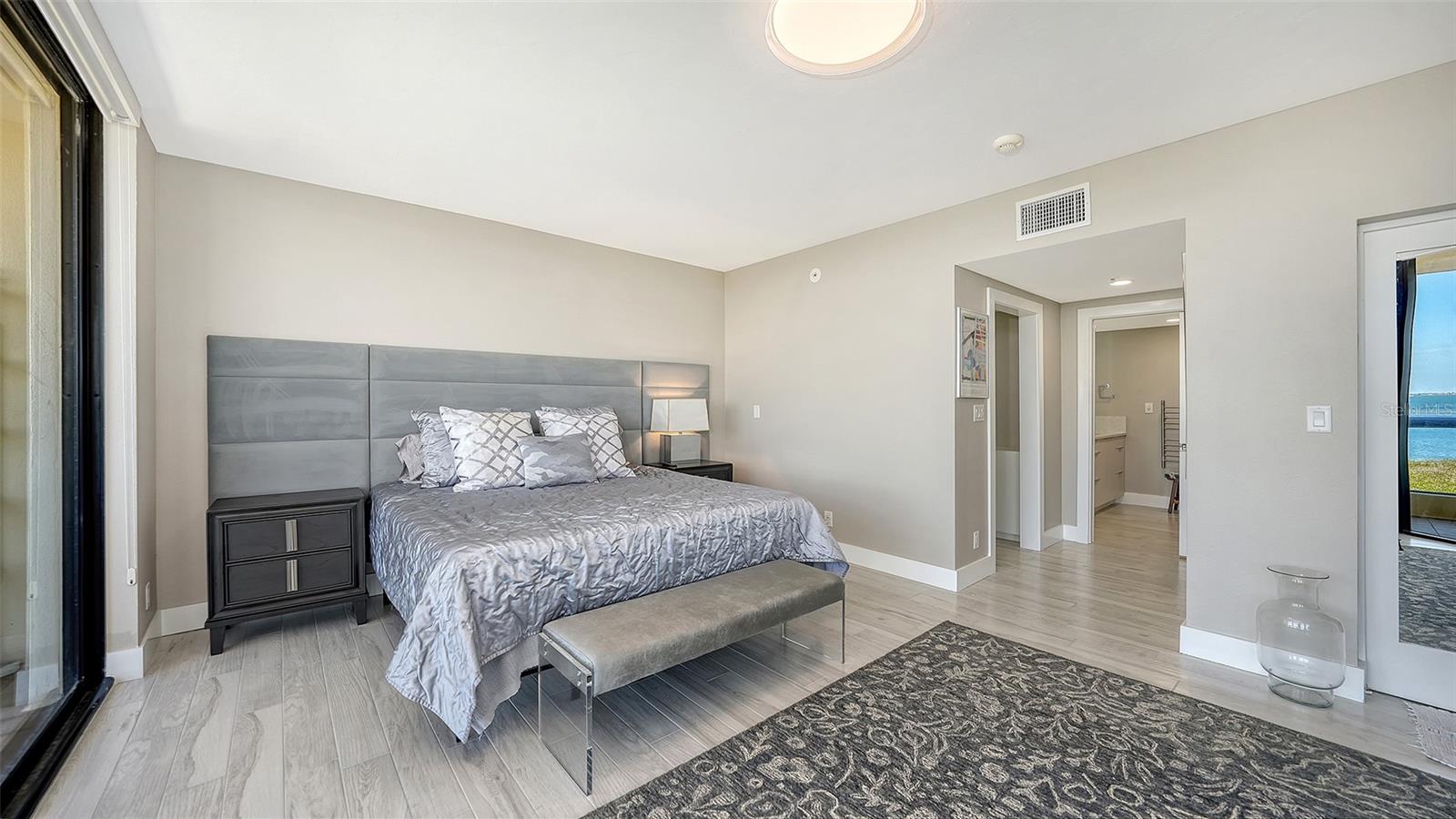 FAIRWAY BAY 3 - Residential