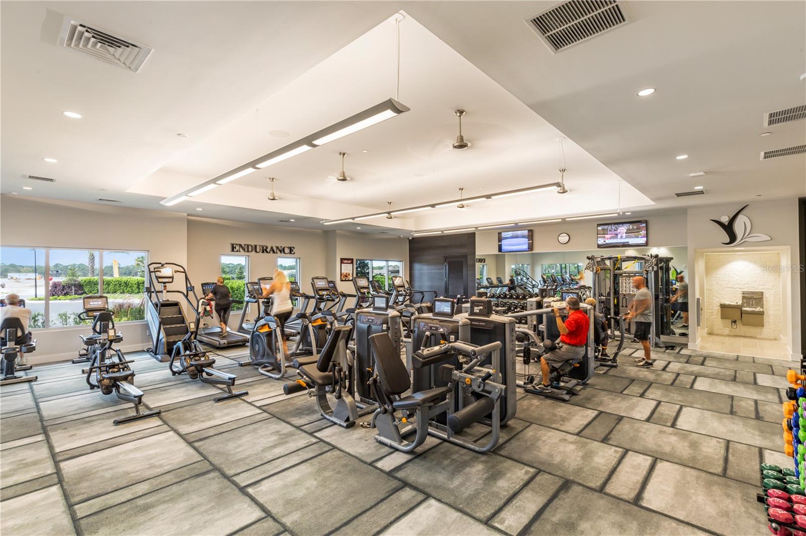 LEGACY ESTATES ON PALMER RANCH - Residential