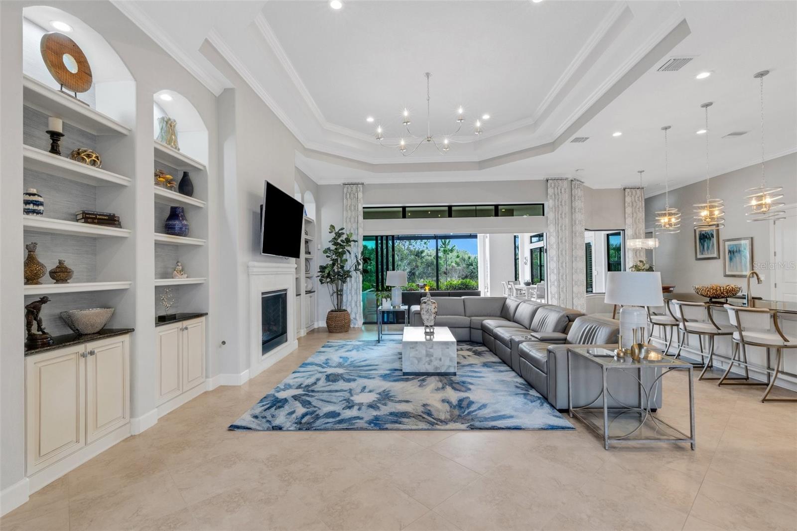 LEGACY ESTATES ON PALMER RANCH - Residential