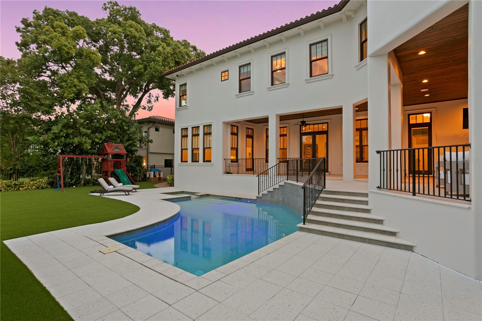 DAVIS ISLANDS PB10 PG52 TO 57 - Residential