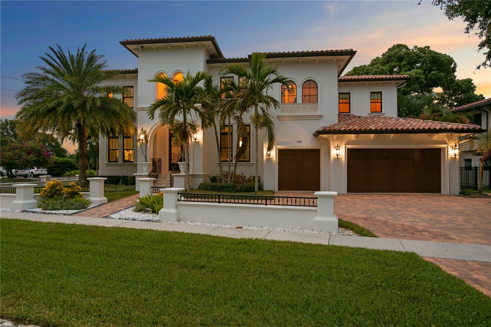 DAVIS ISLANDS PB10 PG52 TO 57 - Residential