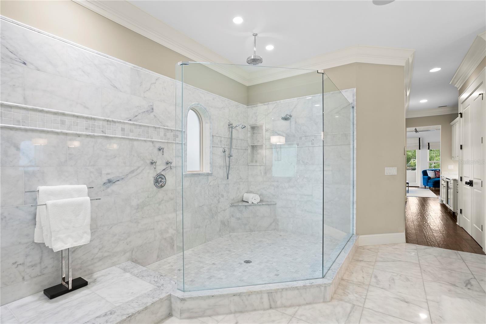 DAVIS ISLANDS PB10 PG52 TO 57 - Residential