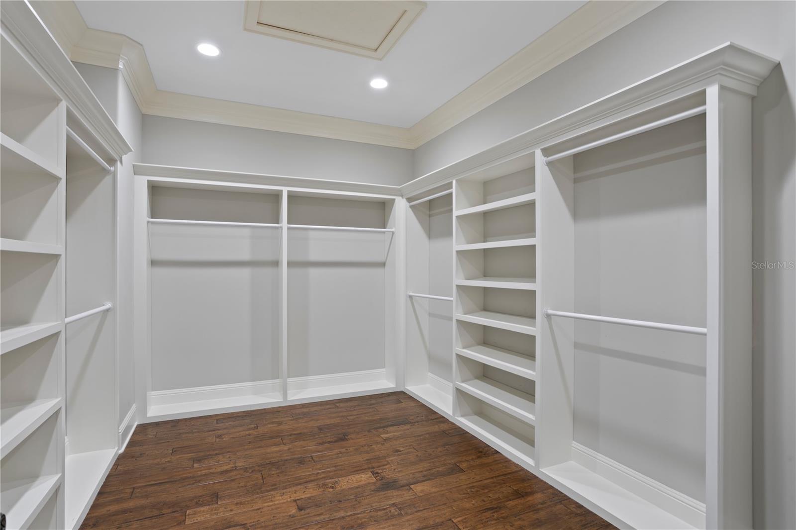 DAVIS ISLANDS PB10 PG52 TO 57 - Residential