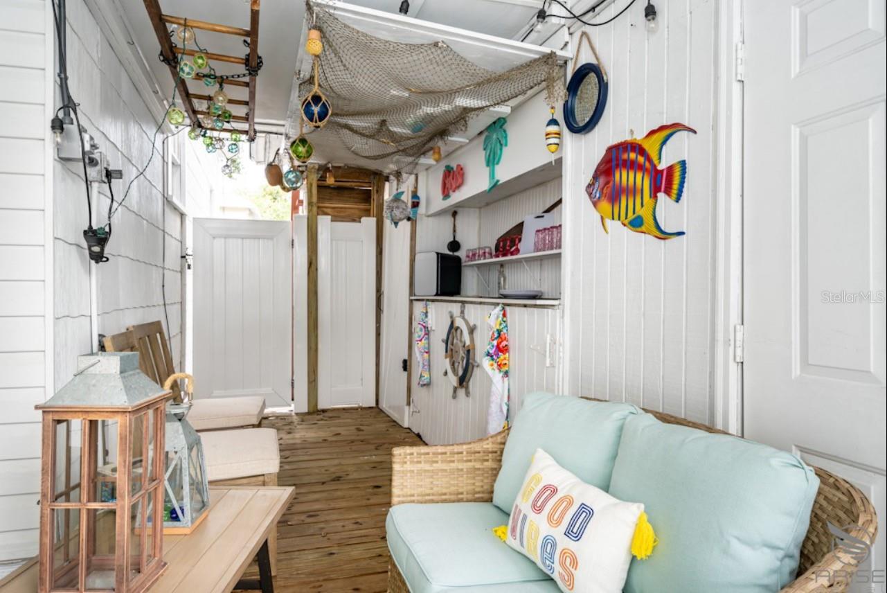 NSB- CENTRAL BUS DISTRICT - Residential