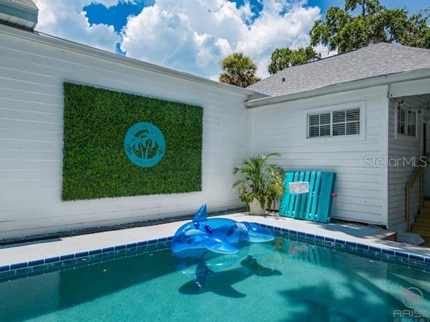 NSB- CENTRAL BUS DISTRICT - Residential