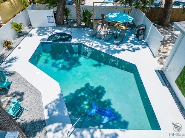 NSB- CENTRAL BUS DISTRICT - Residential