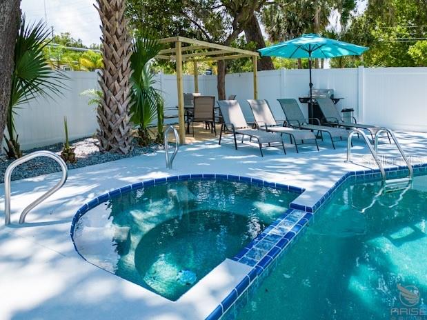 NSB- CENTRAL BUS DISTRICT - Residential