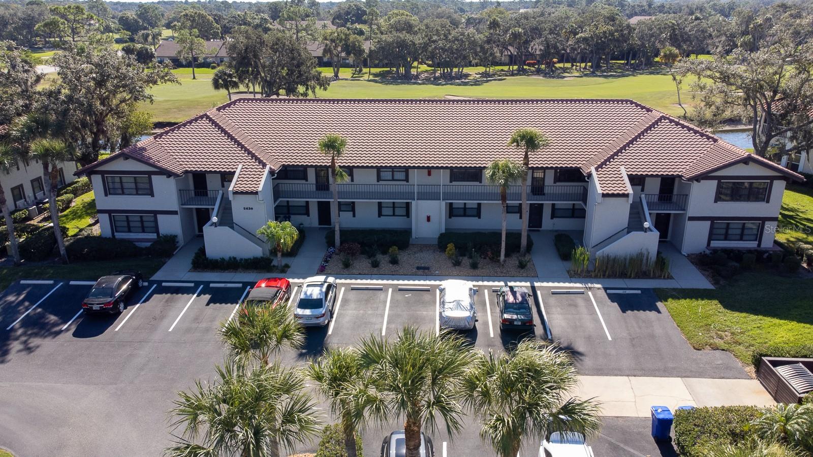 GOLF POINTE AT PALM-AIRE CC SEC II - Residential