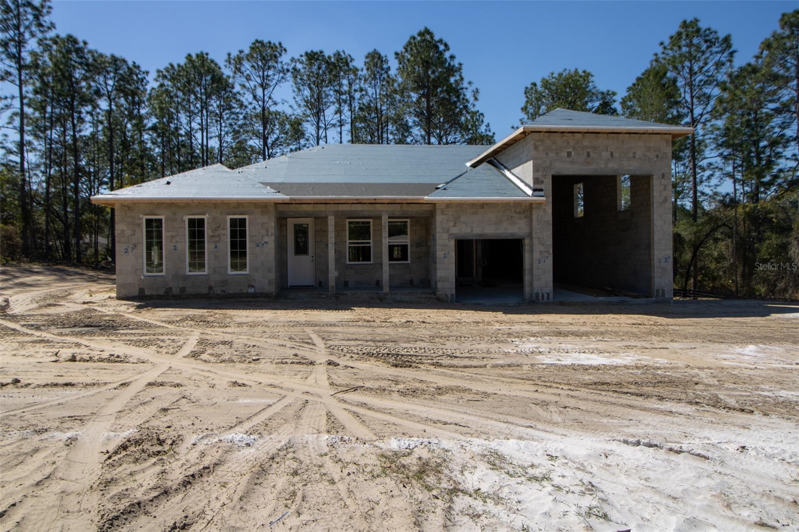 PINE RIDGE UNIT 01 - Residential