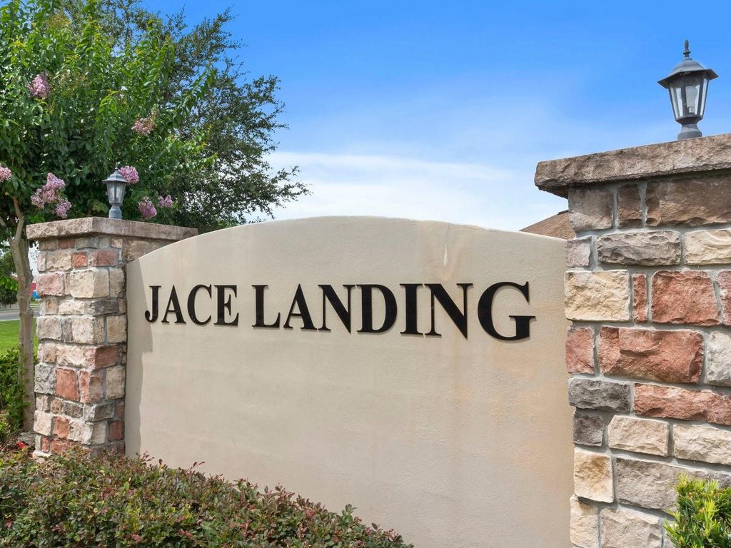 Photo of 341 Alexzander Way, Winter Haven, FL 33881 (MLS # O6312556)