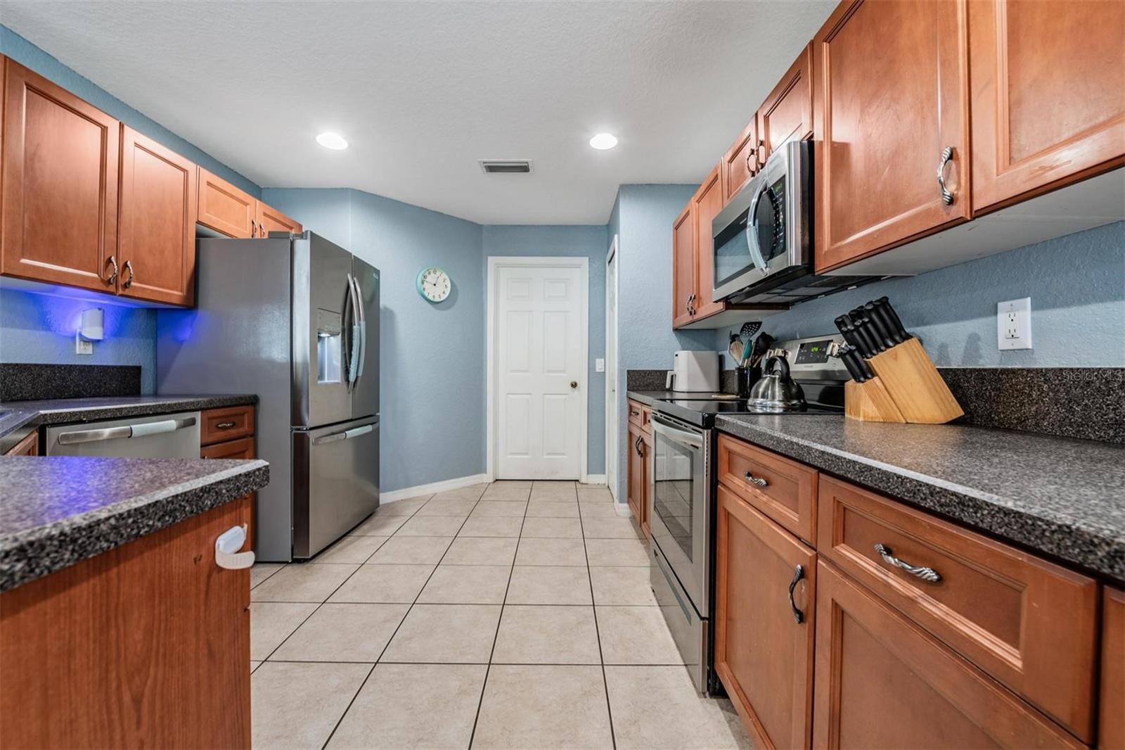 RIVERCREST PH 2 PRCL N - Residential Lease
