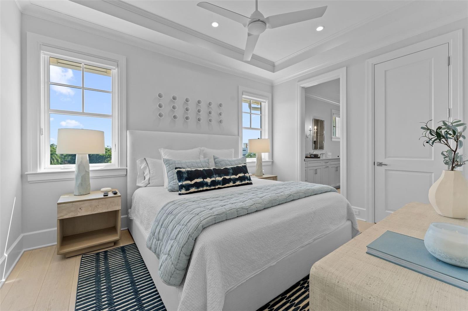 LONGBOAT KEY - Residential