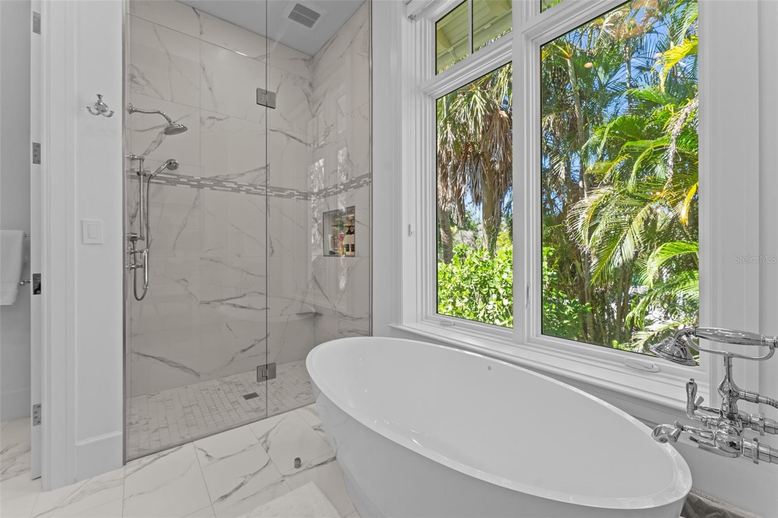 LONGBOAT KEY - Residential