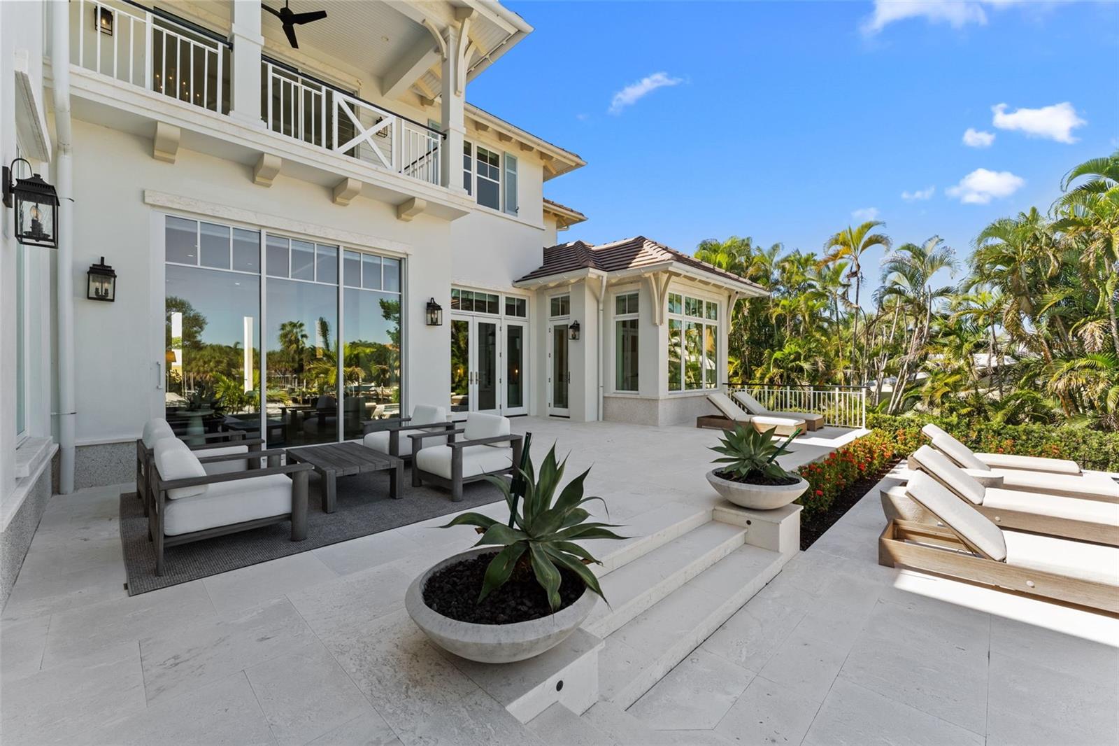 LONGBOAT KEY - Residential