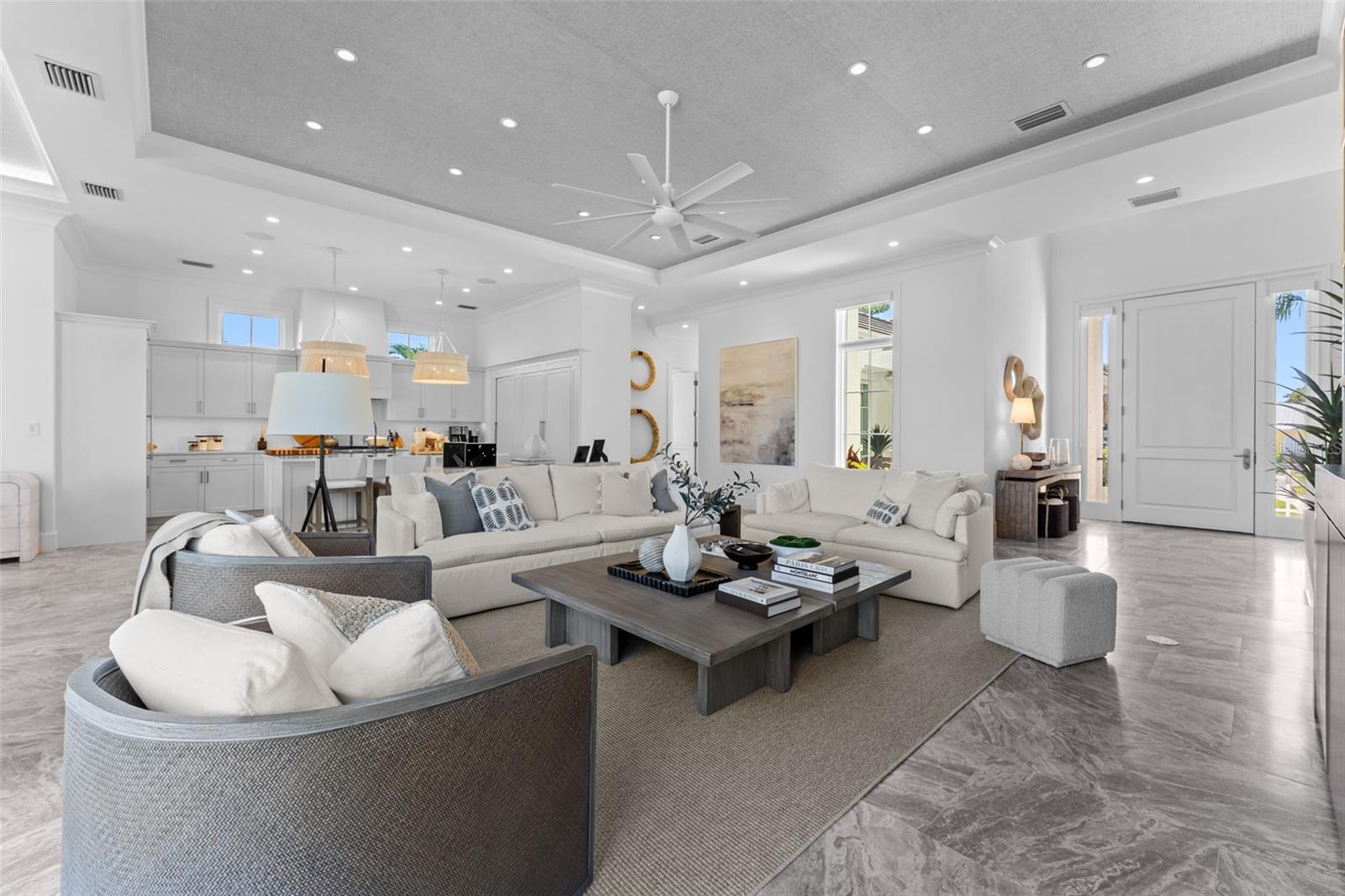 LONGBOAT KEY - Residential