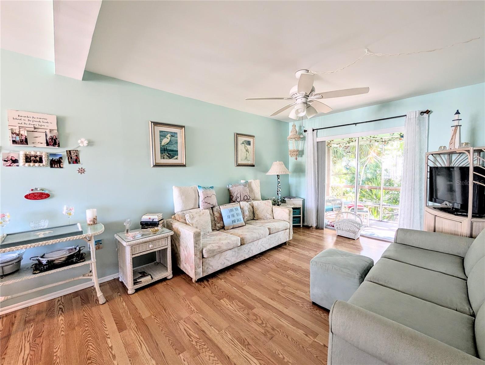 THE THIRD BAYSHORE - Residential