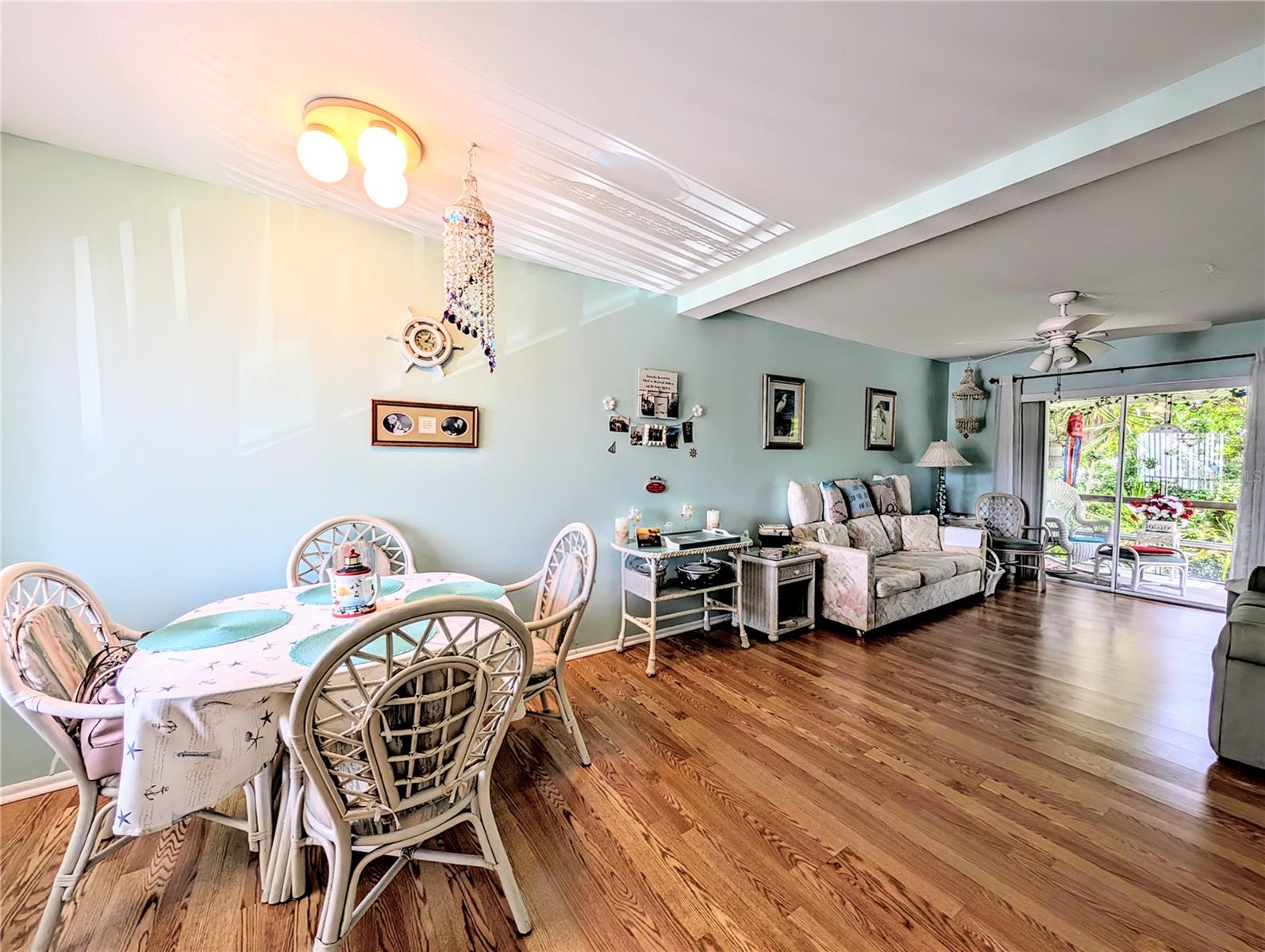 THE THIRD BAYSHORE - Residential