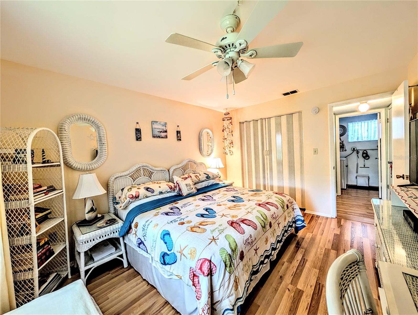 THE THIRD BAYSHORE - Residential