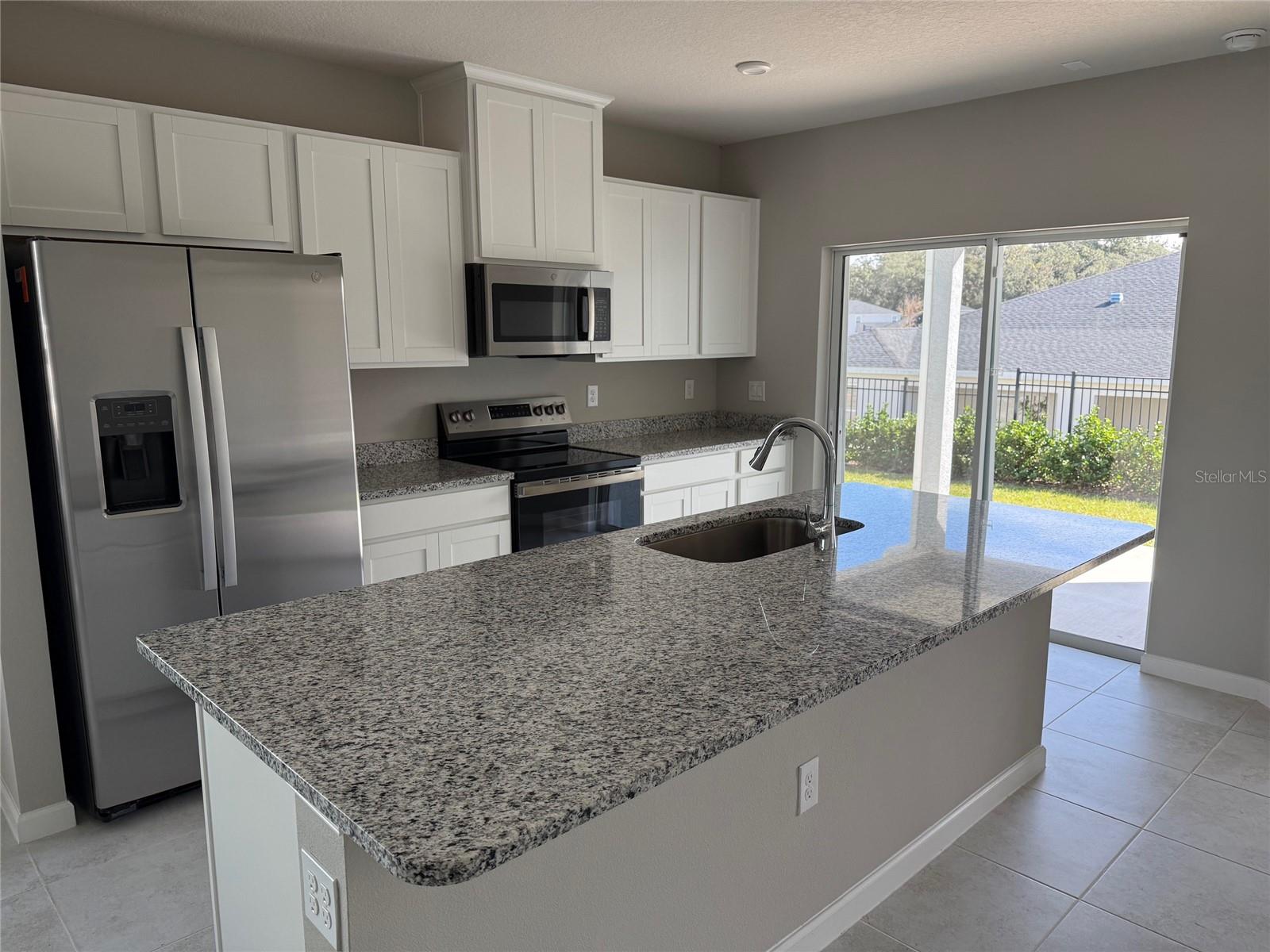 HAMMOCK OAKS TOWNHOMES - Residential