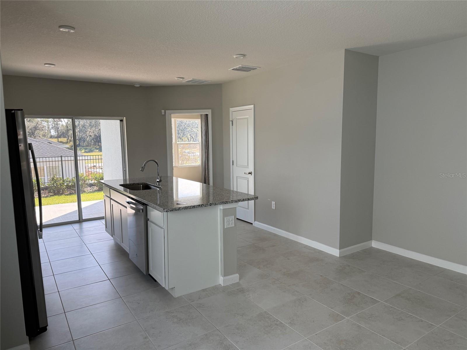 HAMMOCK OAKS TOWNHOMES - Residential