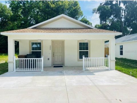 Photo of 986 NW 1st Street, Ocala, FL 34475 (MLS # TB8472723)