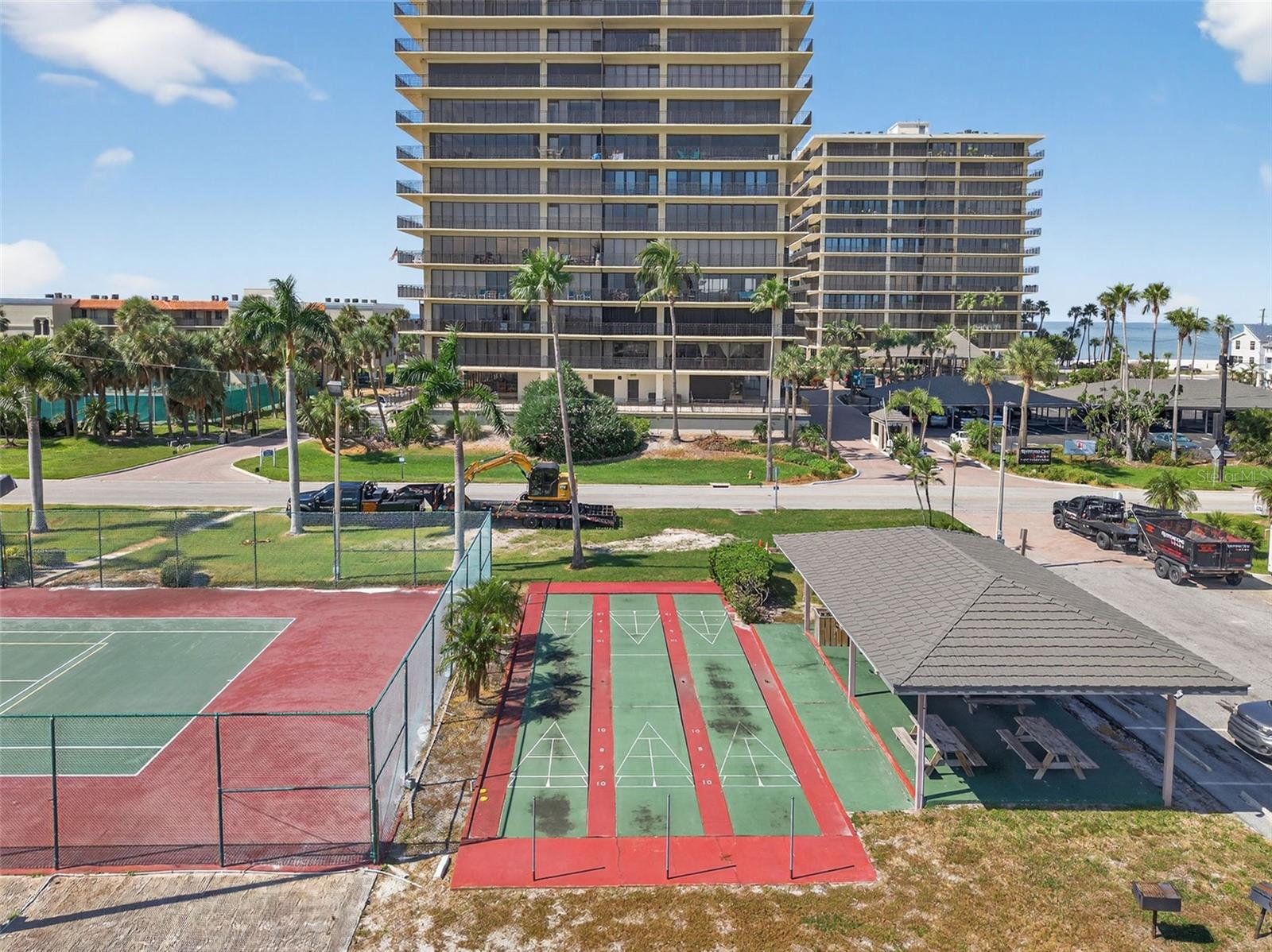 MANSIONS BY THE SEA CONDO - Residential