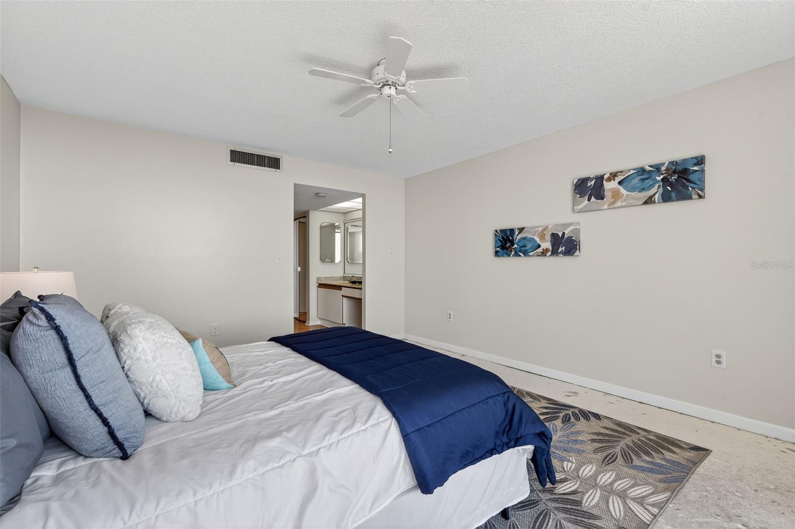 MANSIONS BY THE SEA CONDO - Residential