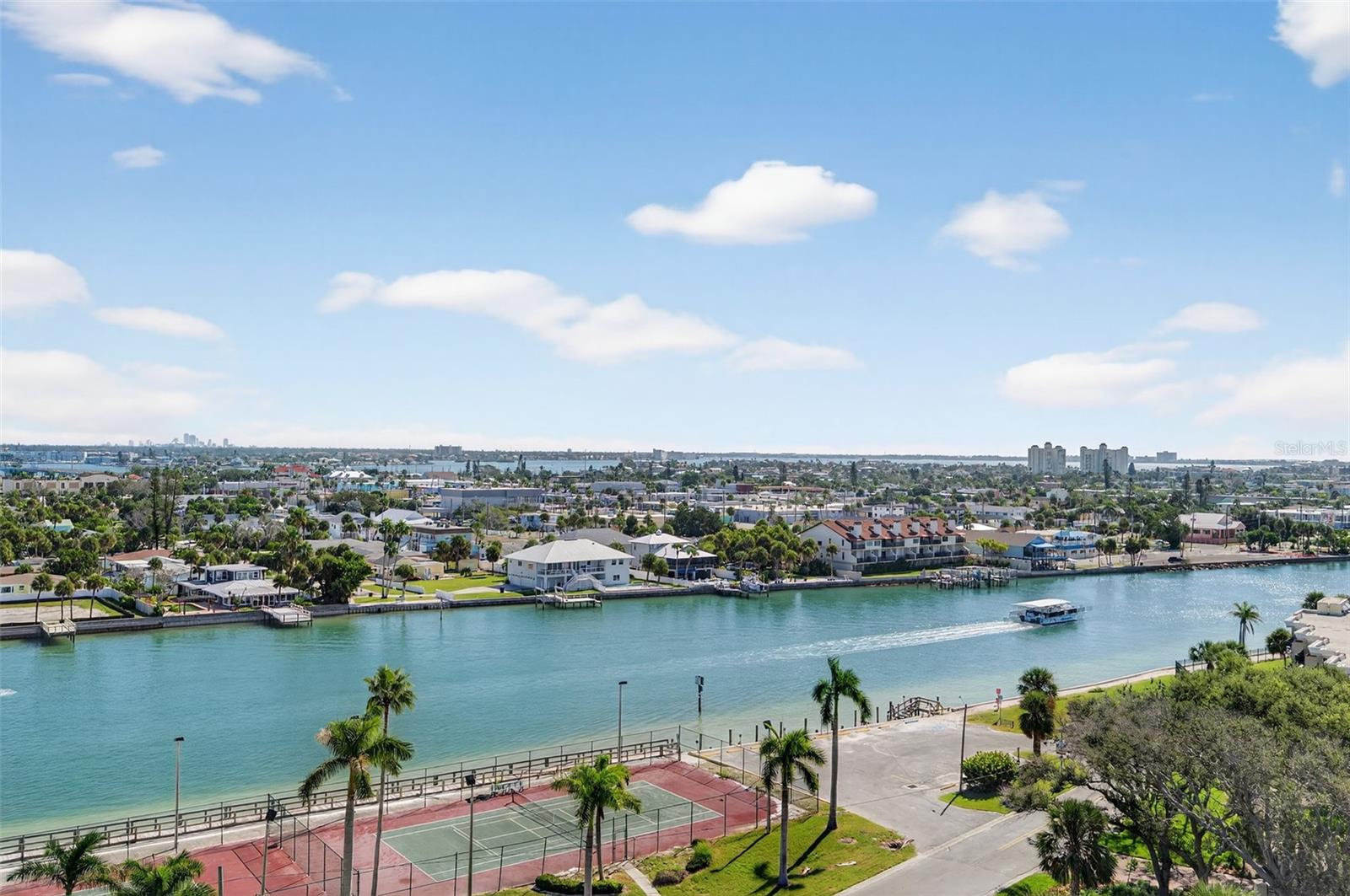 MANSIONS BY THE SEA CONDO - Residential