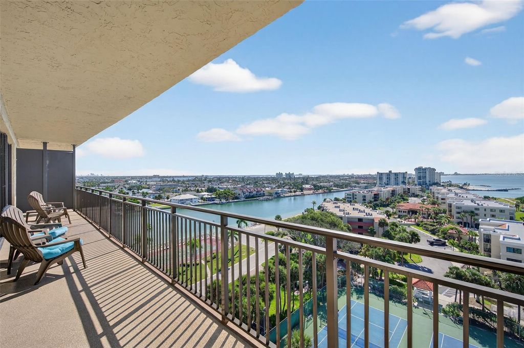 Photo of 7600 Bayshore Drive #902, Treasure Island, FL 33706 (MLS # TB8461970)