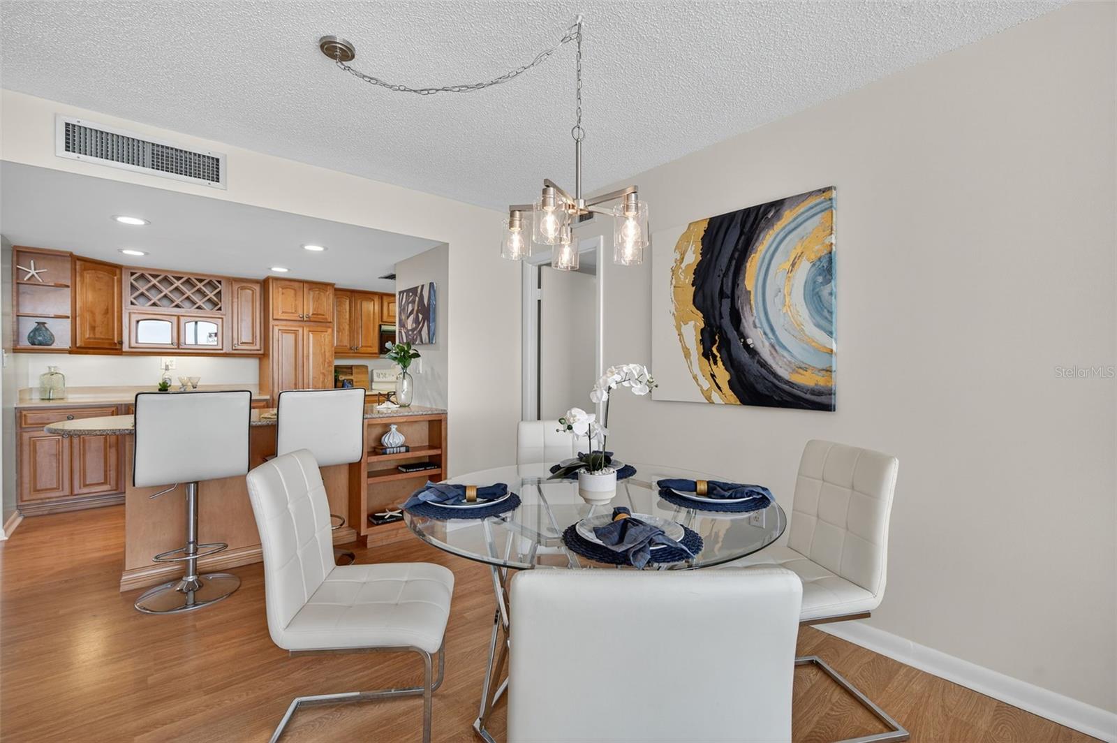 MANSIONS BY THE SEA CONDO - Residential