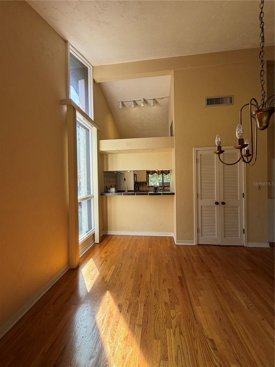 GRENELEFE TWNHSE AREA TR 31 - Residential