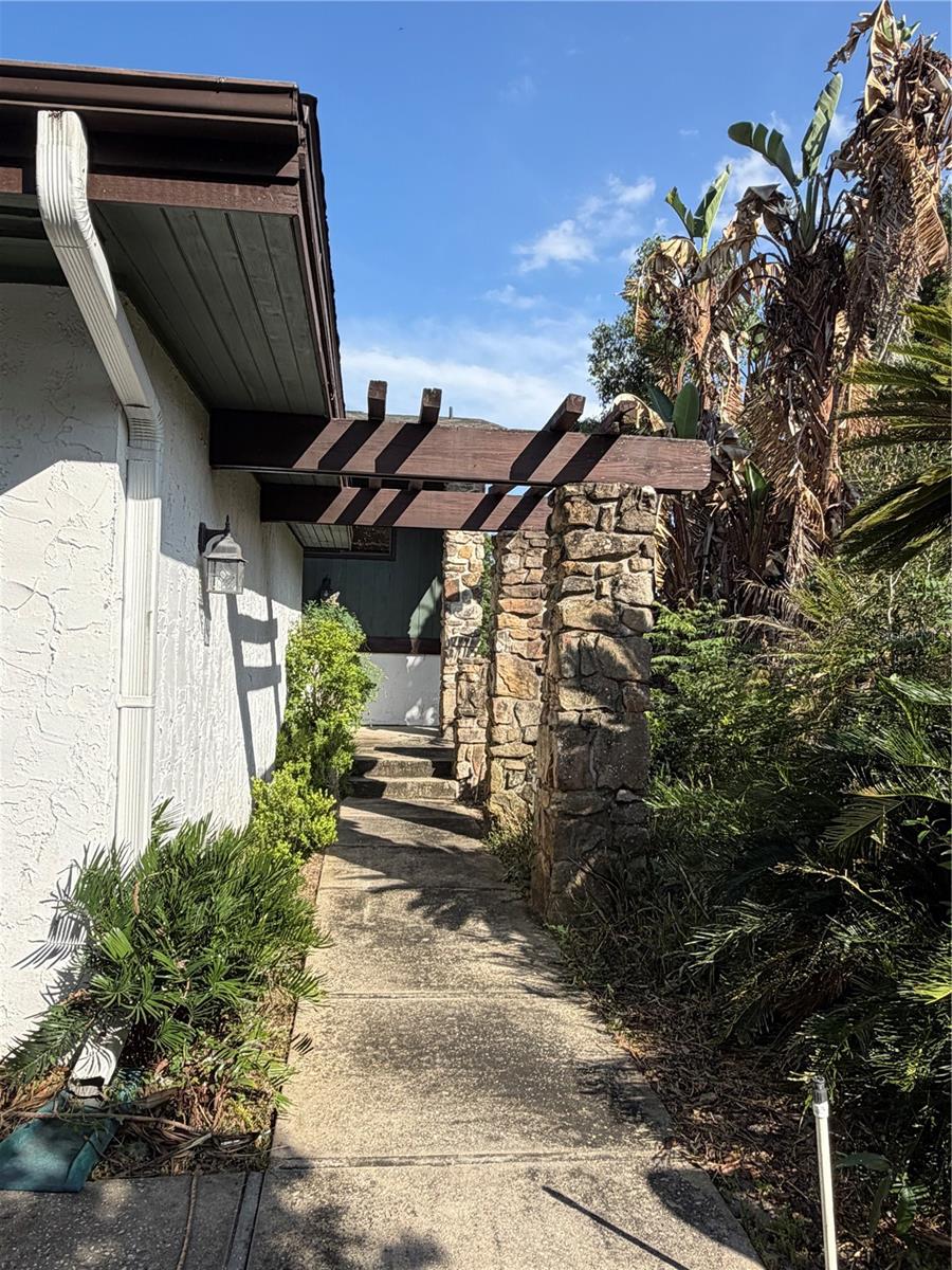 GRENELEFE TWNHSE AREA TR 31 - Residential