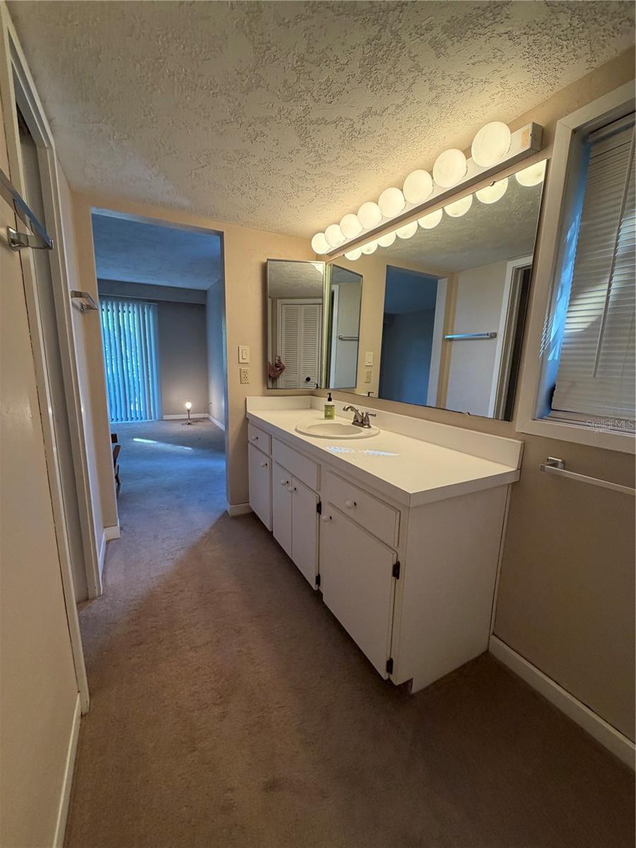 GRENELEFE TWNHSE AREA TR 31 - Residential